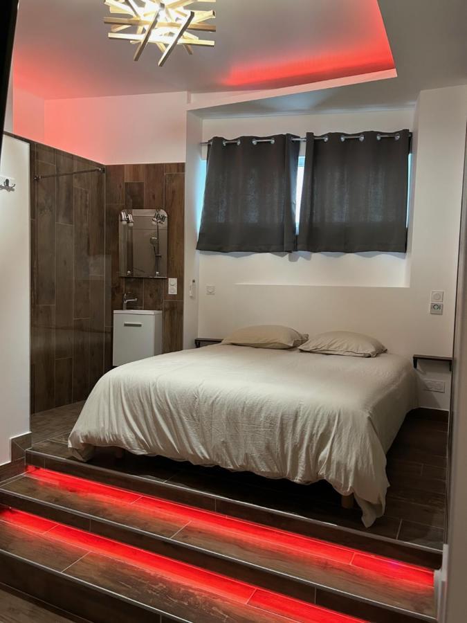 Chambre La Suite Pres Gare Гренобль Екстер'єр фото